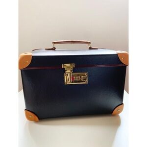 Globe Trotter Vanity Case
